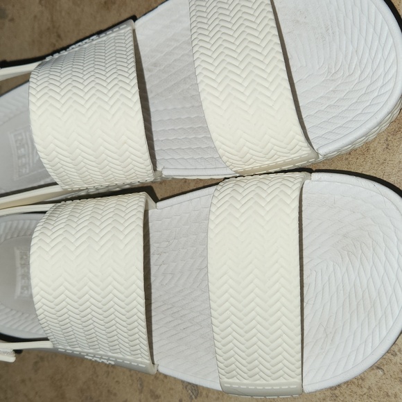 Reef water Vista womans sandals size 8 - Picture 15 of 16